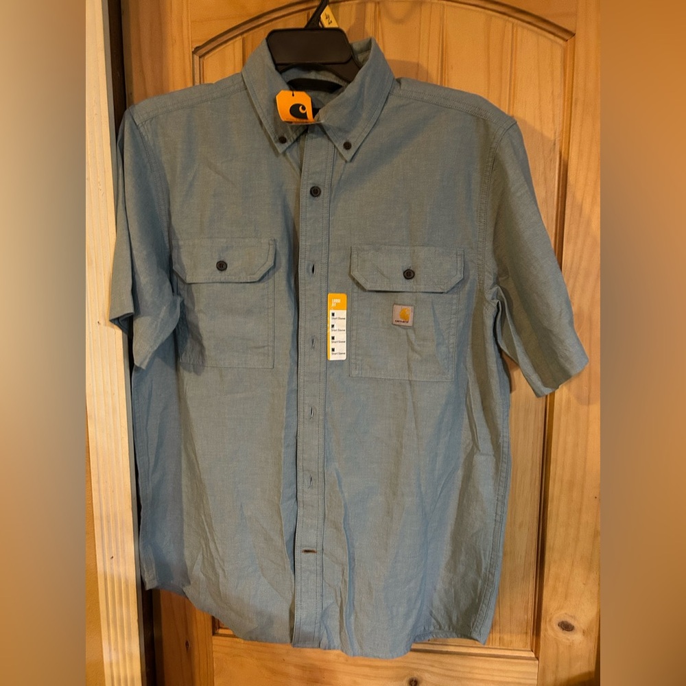 loose fit midweight chambray short sleeve